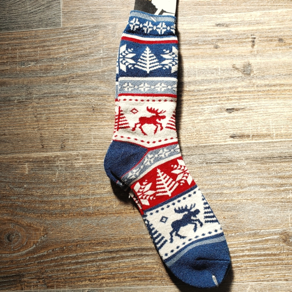 ACE USA. Mens. Polar socks. One size. Holiday pattern. Blue, Red, Cream. NWT